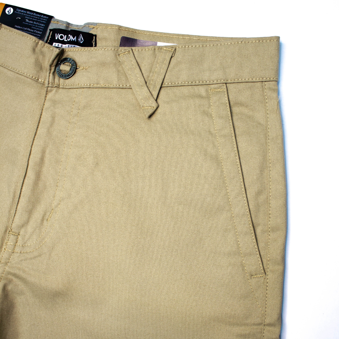 Short Casual Volcom Beige Claro - Imagen 2